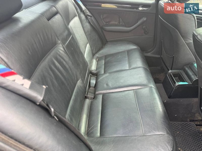 Седан BMW 3 Series 2001 в Харькове