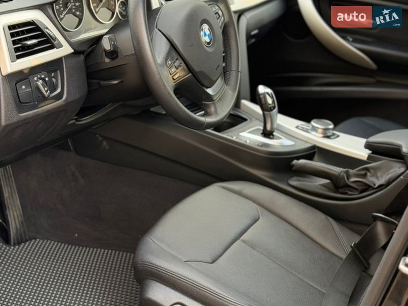 Седан BMW 3 Series 2017 в Лубнах