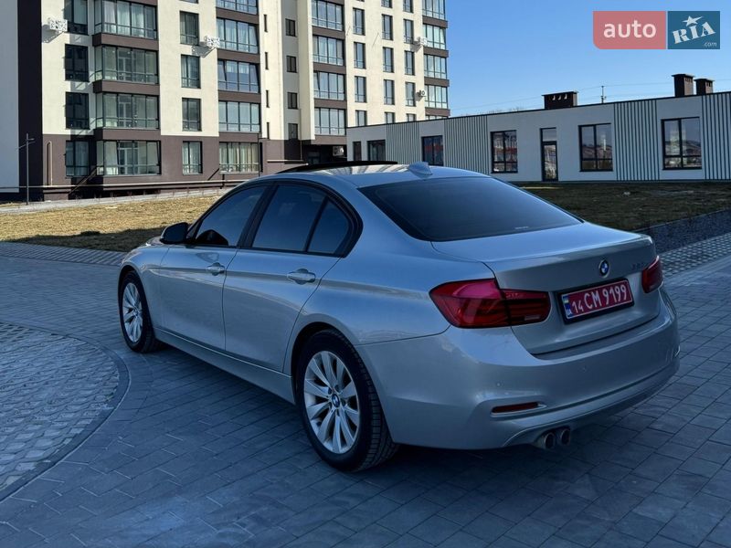 Седан BMW 3 Series 2015 в Городку