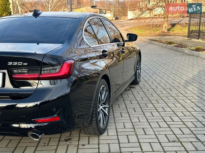Седан BMW 3 Series 2022 в Киеве фото 23 Седан BMW 3 Series 2022 в Киеве