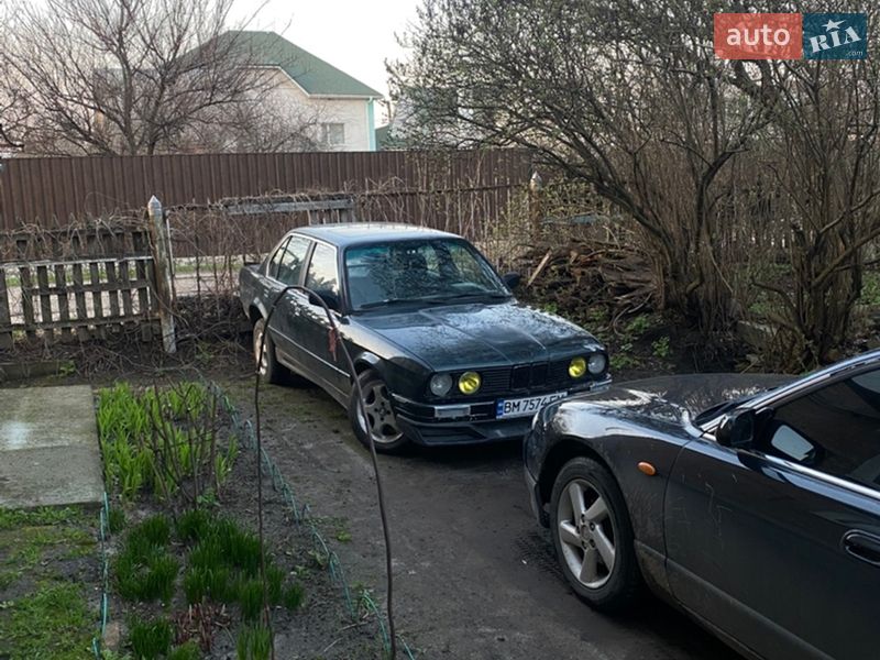 Седан BMW 3 Series 1987 в Ахтырке