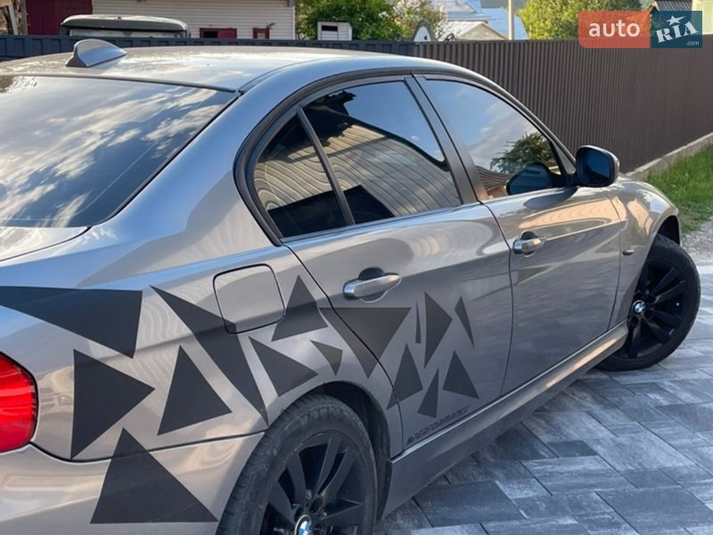 Седан BMW 3 Series 2009 в Ивано-Франковске фото 7 Седан BMW 3 Series 2009 в Ивано-Франковске