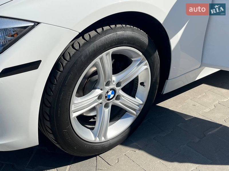 Седан BMW 3 Series 2013 в Черкассах
