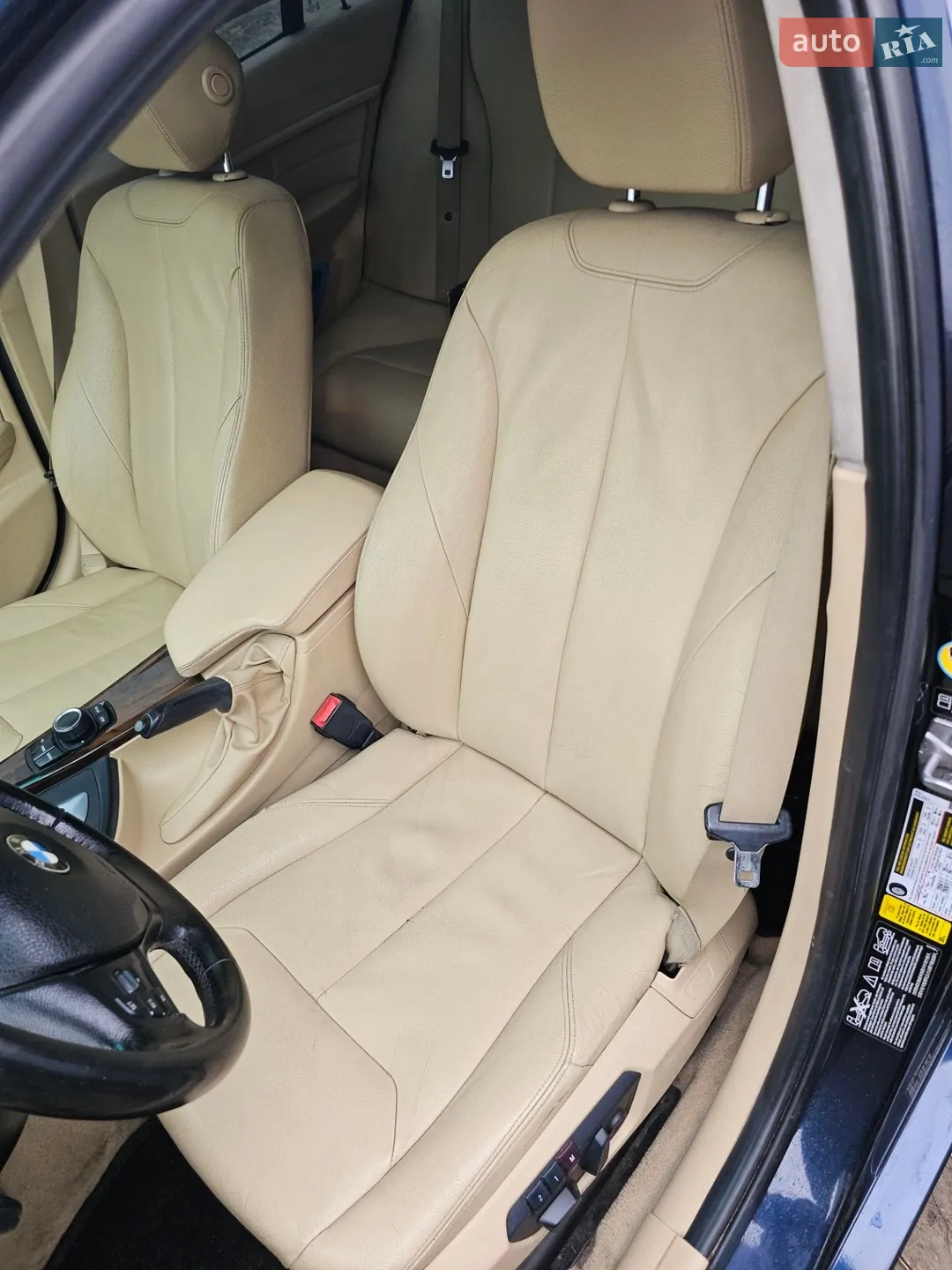 2012 BMW 3er - мініатюра 9