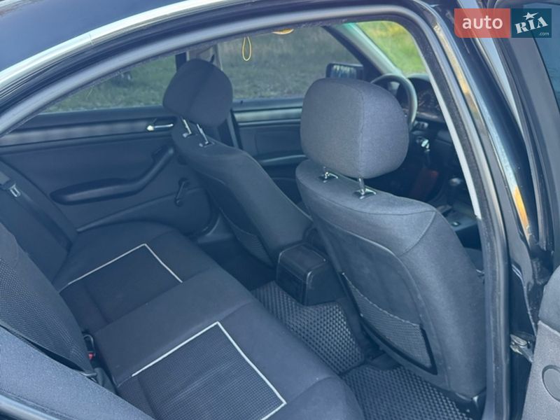 Седан BMW 3 Series 2003 в Запоріжжі