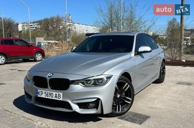 Седан BMW 3 Series 2016 в Запоріжжі
