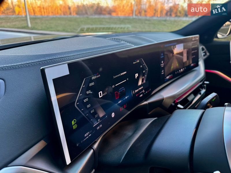 Седан BMW 3 Series 2025 в Киеве