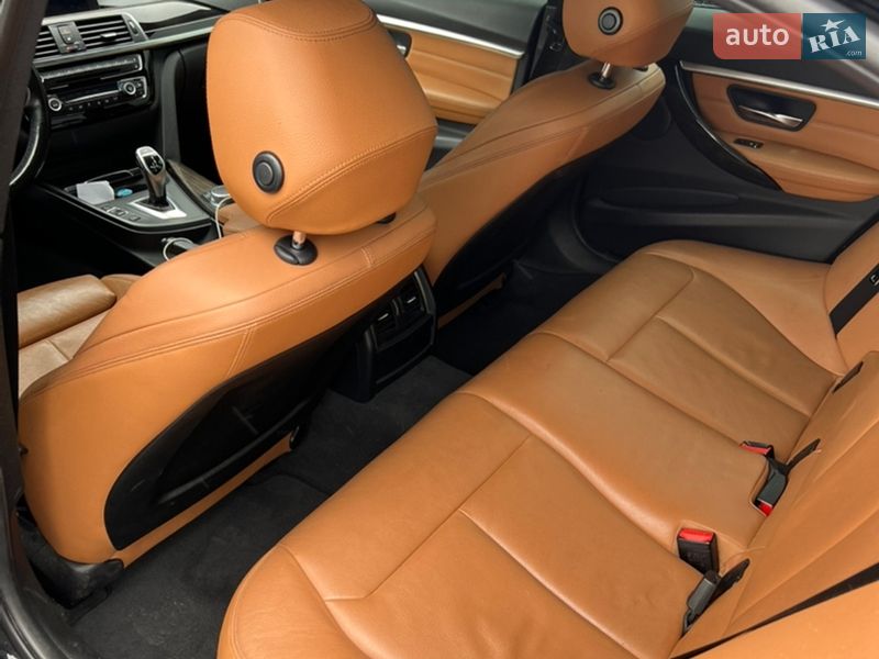 Седан BMW 3 Series 2017 в Ковелі