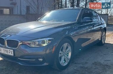Седан BMW 3 Series 2016 в Львові