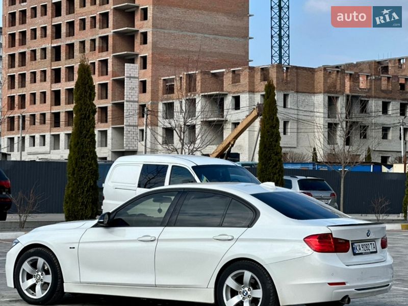 Седан BMW 3 Series 2013 в Ірпені