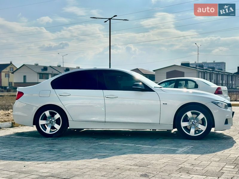 Седан BMW 3 Series 2013 в Ірпені