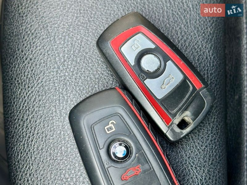 Седан BMW 3 Series 2013 в Ірпені