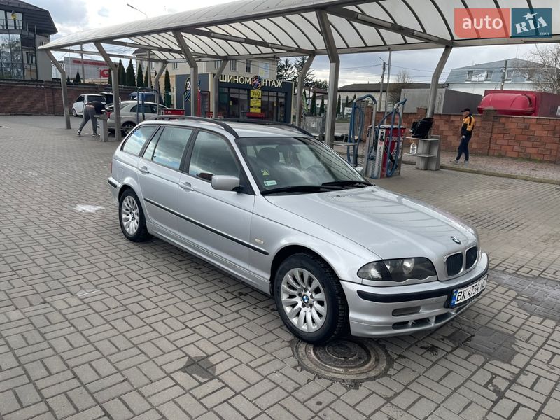 Універсал BMW 3 Series 2001 в Рівному