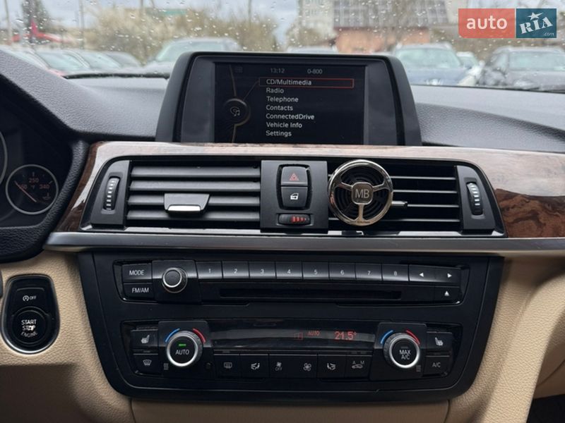 Седан BMW 3 Series 2013 в Стрию