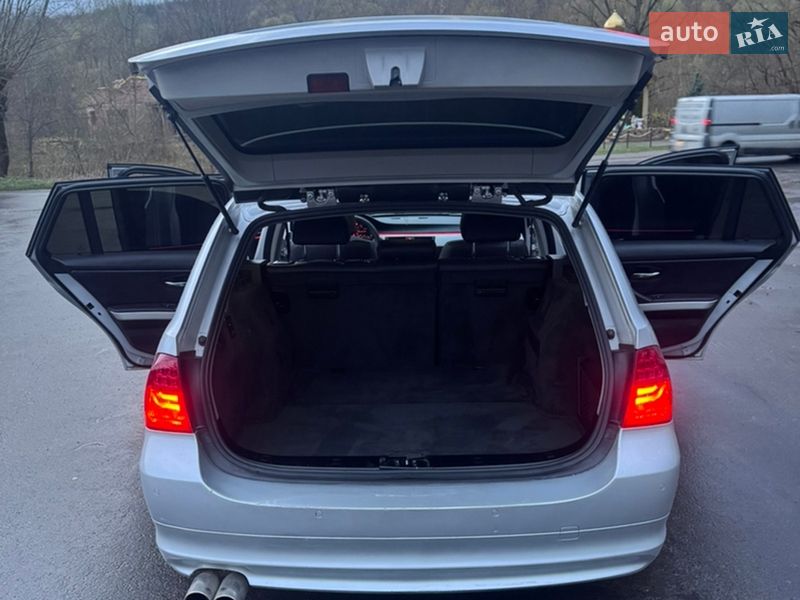 Универсал BMW 3 Series 2010 в Дрогобыче