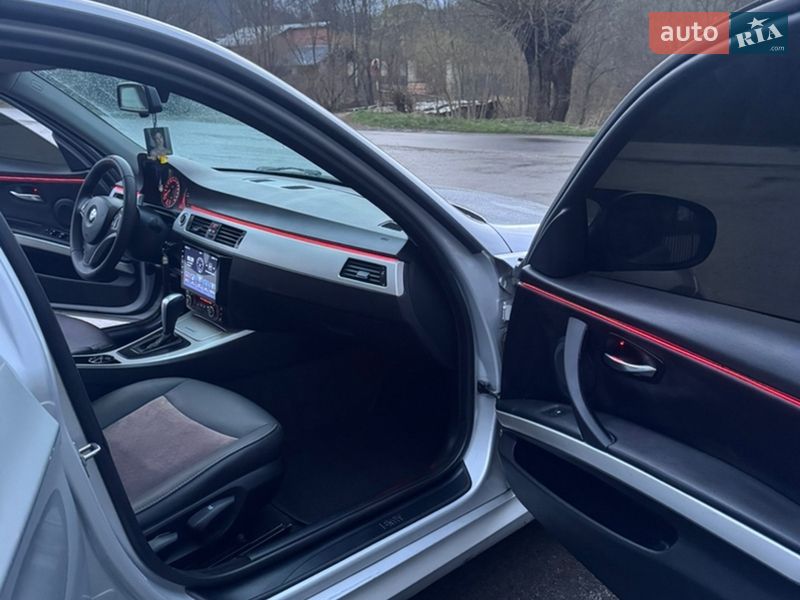 Универсал BMW 3 Series 2010 в Дрогобыче