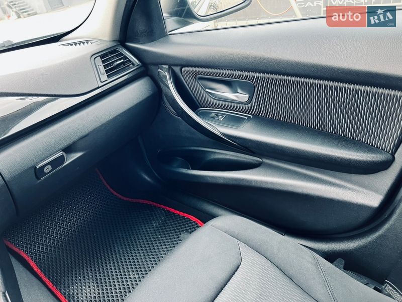 Седан BMW 3 Series 2017 в Львове фото 17 Седан BMW 3 Series 2017 в Львове