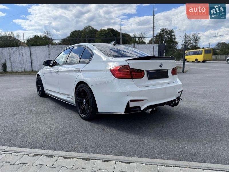 Седан BMW 3 Series 2013 в Виннице