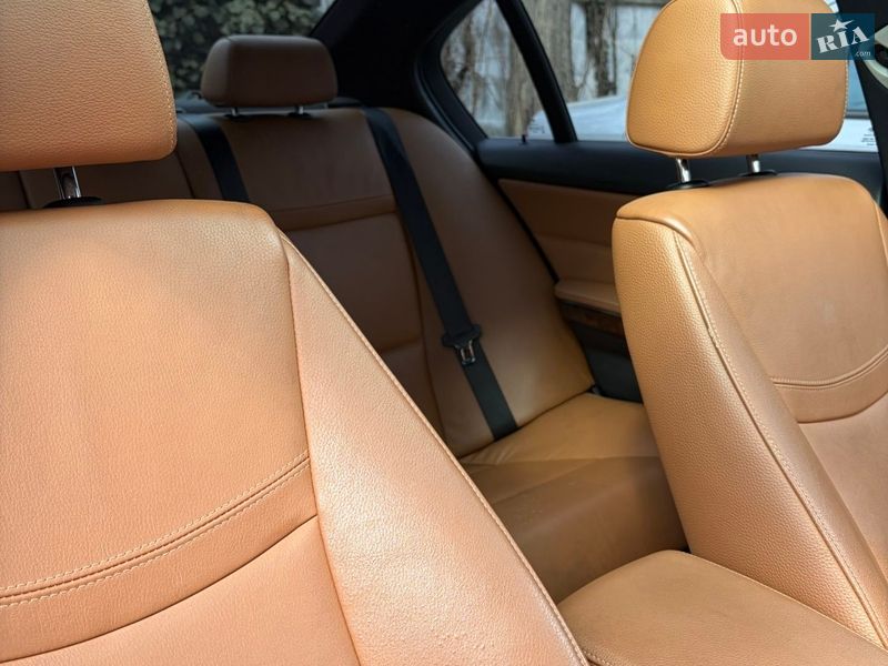Седан BMW 3 Series 2010 в Одесі фото 6 Седан BMW 3 Series 2010 в Одесі