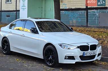 Седан BMW 3 Series 2018 в Дніпрі