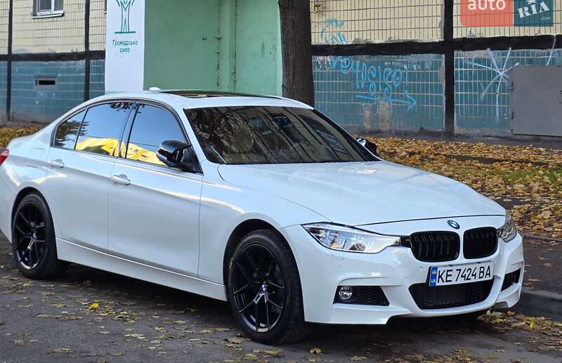 Седан BMW 3 Series 2018 в Днепре фото Седан BMW 3 Series 2018 в Днепре