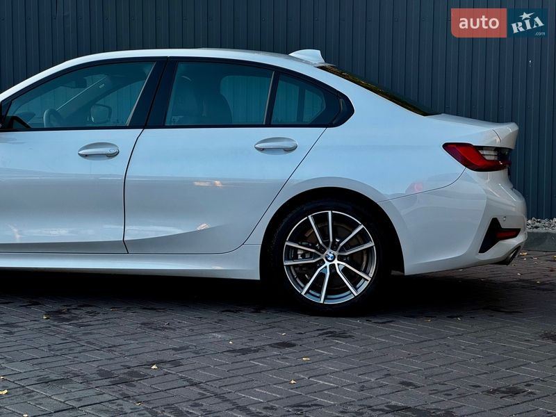 Седан BMW 3 Series 2019 в Днепре