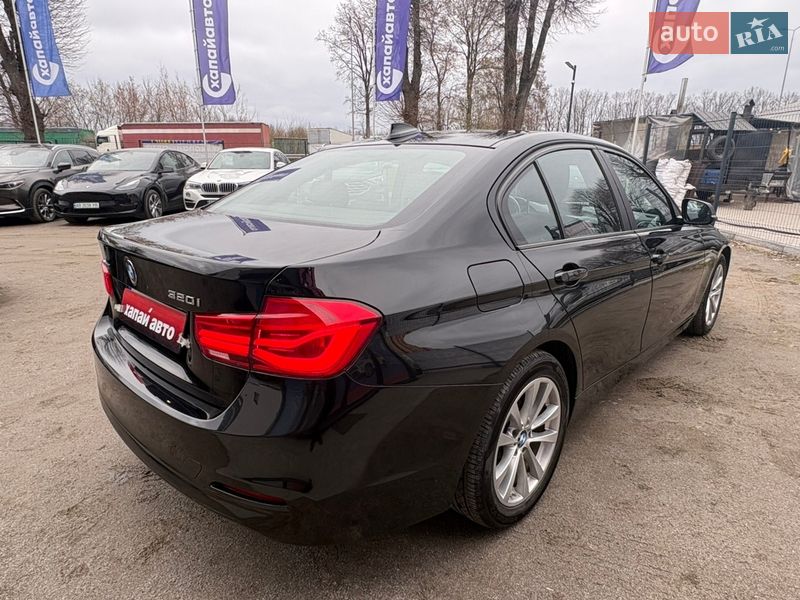 Седан BMW 3 Series 2016 в Виннице