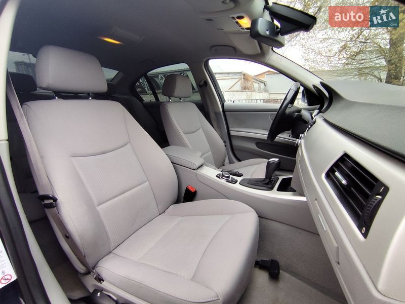 Седан BMW 3 Series 2009 в Києві фото 16 Седан BMW 3 Series 2009 в Києві
