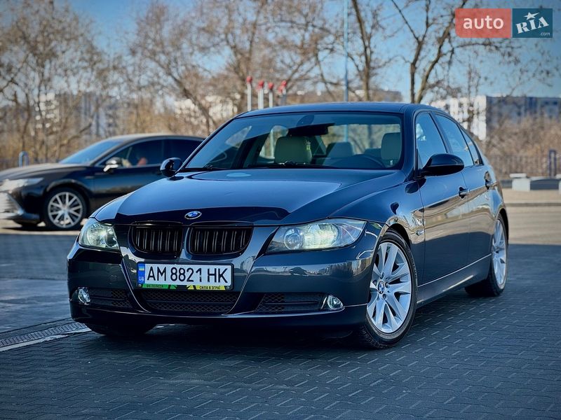 Седан BMW 3 Series 2005 в Києві