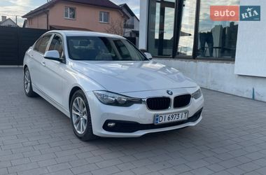 Седан BMW 3 Series 2016 в Львові