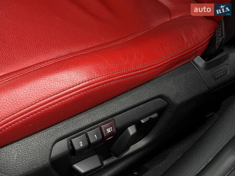 Седан BMW 3 Series 2015 в Харкові