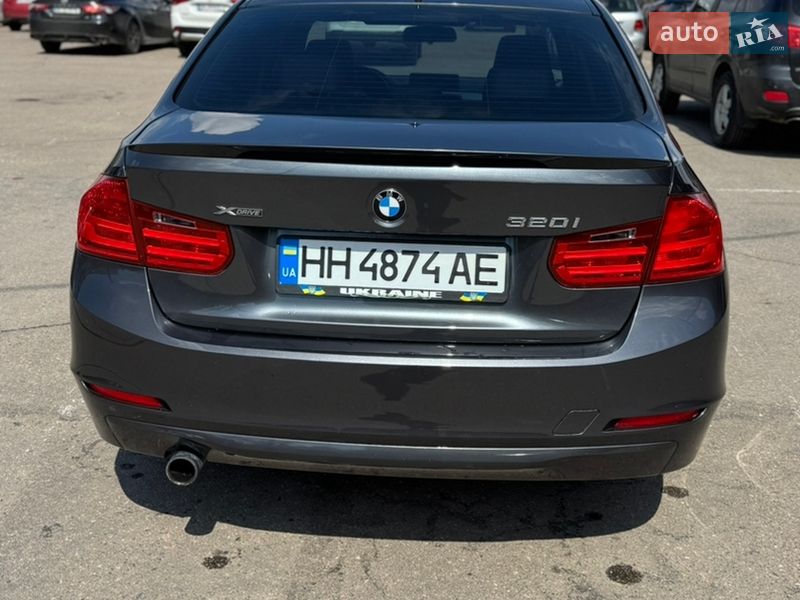 Седан BMW 3 Series 2013 в Николаеве