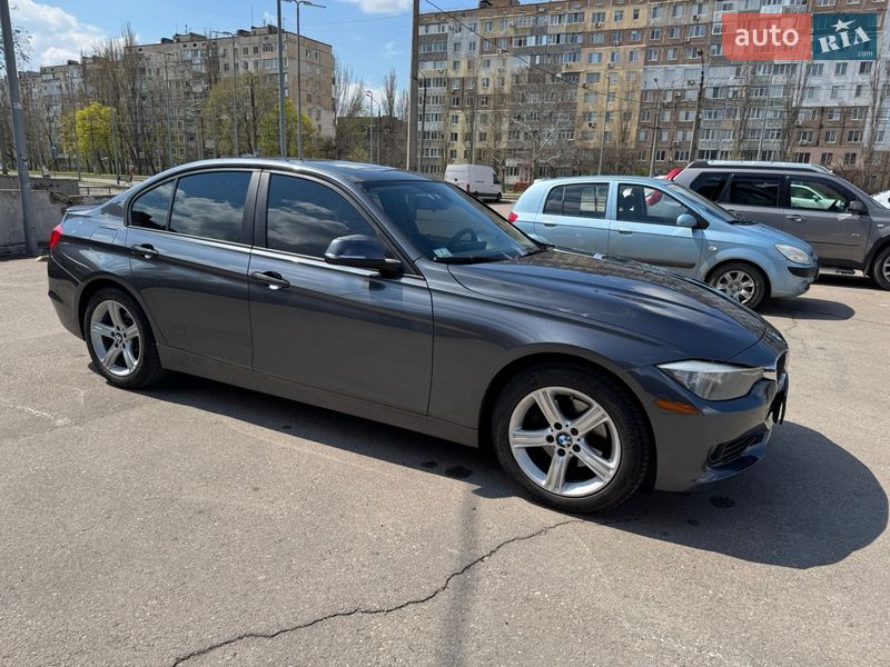 Седан BMW 3 Series 2013 в Николаеве