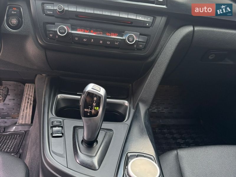 Седан BMW 3 Series 2012 в Киеве фото 12 Седан BMW 3 Series 2012 в Киеве