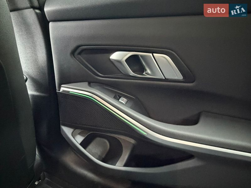Седан BMW 3 Series 2025 в Киеве фото 21 Седан BMW 3 Series 2025 в Киеве