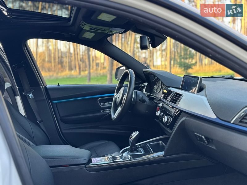 Седан BMW 3 Series 2017 в Житомире