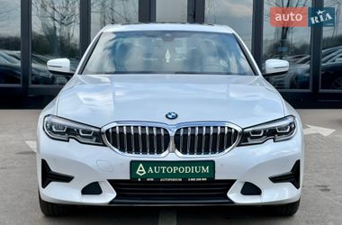Седан BMW 3 Series 2020 в Києві