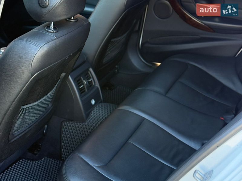 Седан BMW 3 Series 2013 в Киеве фото 21 Седан BMW 3 Series 2013 в Киеве