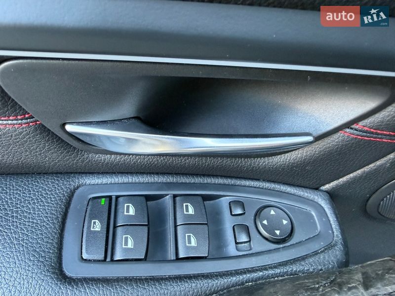 Седан BMW 3 Series 2012 в Киеве