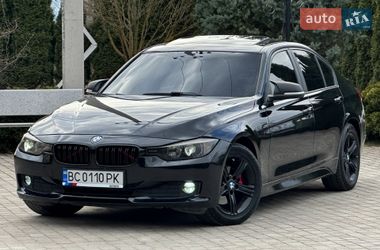 Седан BMW 3 Series 2015 в Самборі