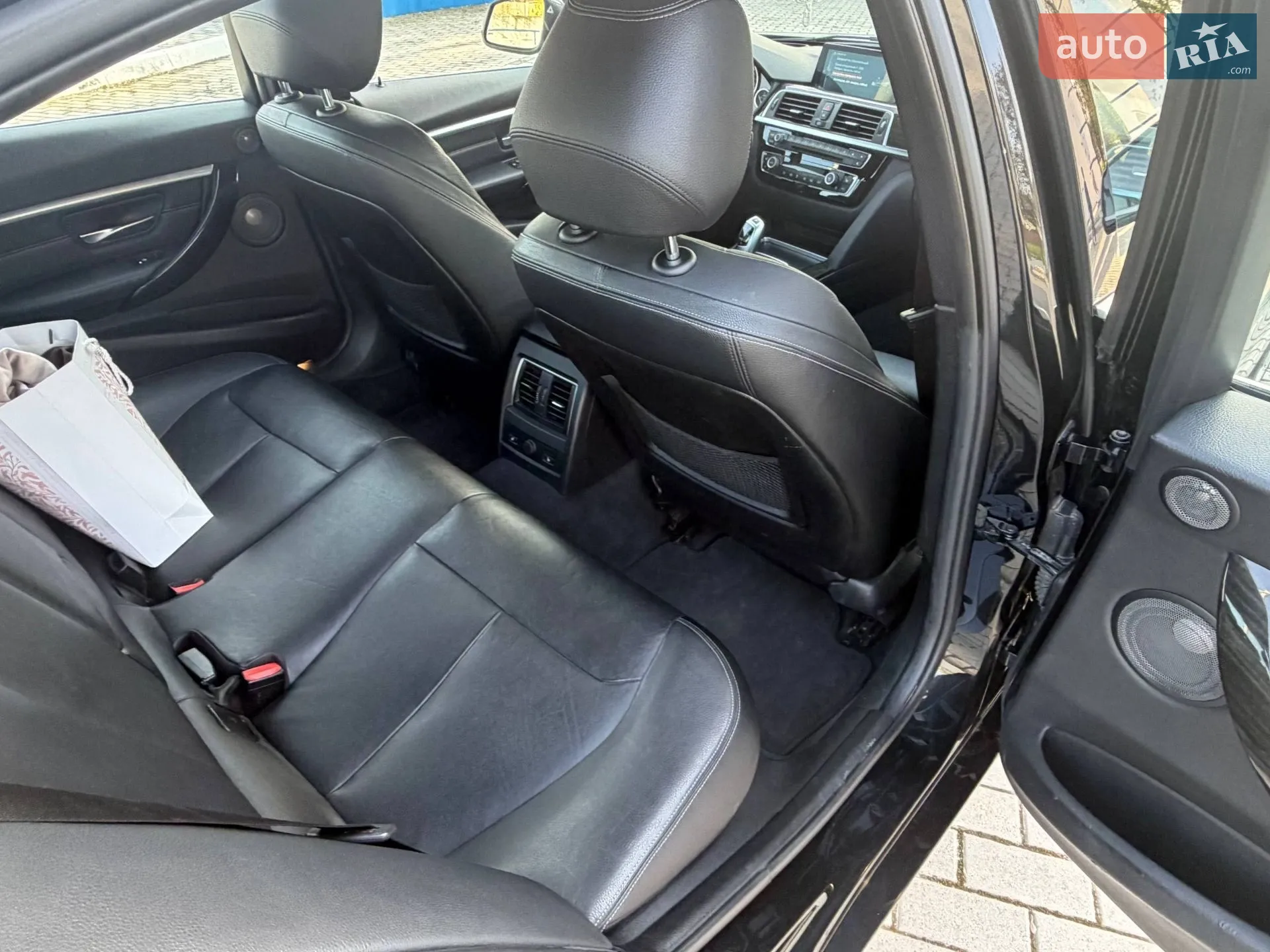 2016 BMW 3er - мініатюра 16