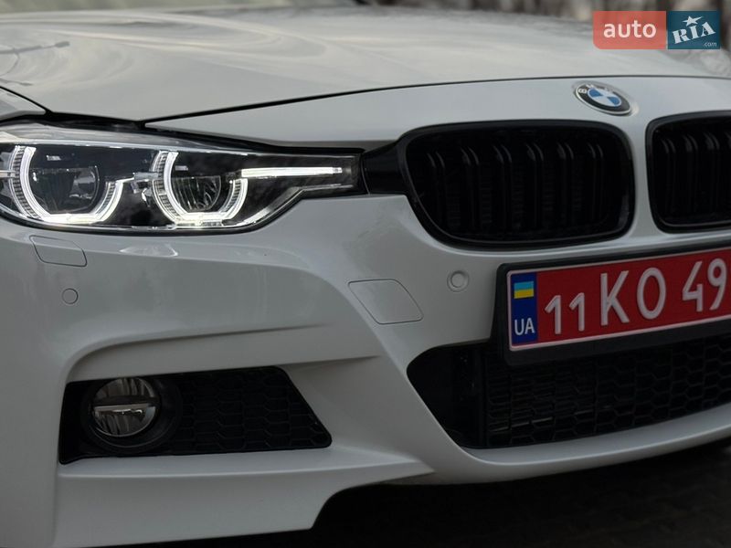 Седан BMW 3 Series 2017 в Одессе