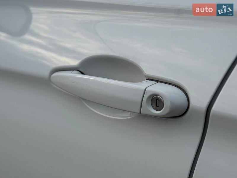 Седан BMW 3 Series 2017 в Одессе