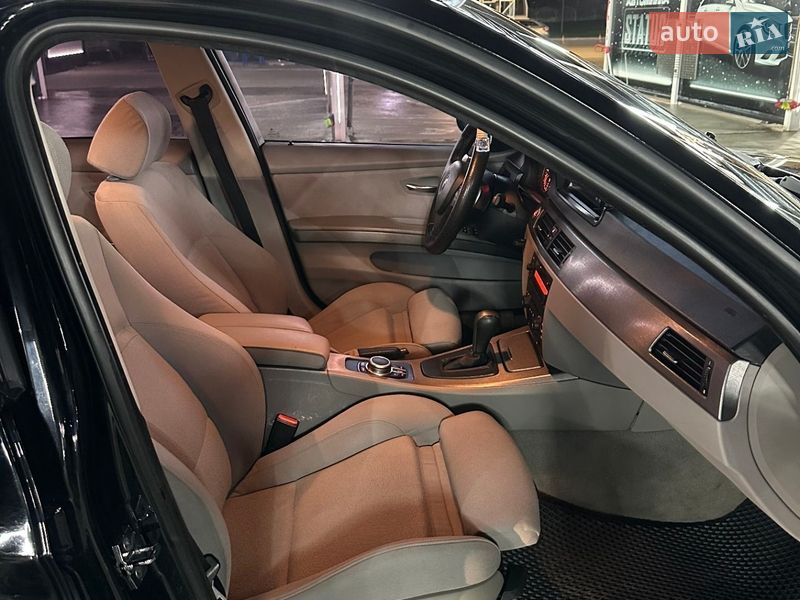 Универсал BMW 3 Series 2005 в Ровно