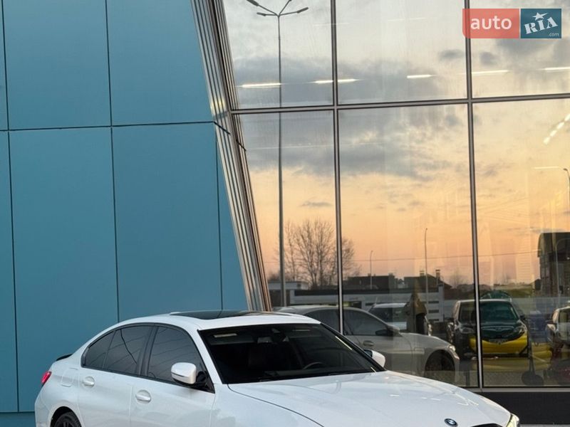 Седан BMW 3 Series 2023 в Киеве