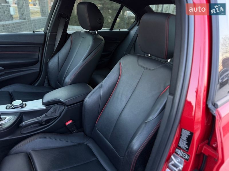 Седан BMW 3 Series 2013 в Львові