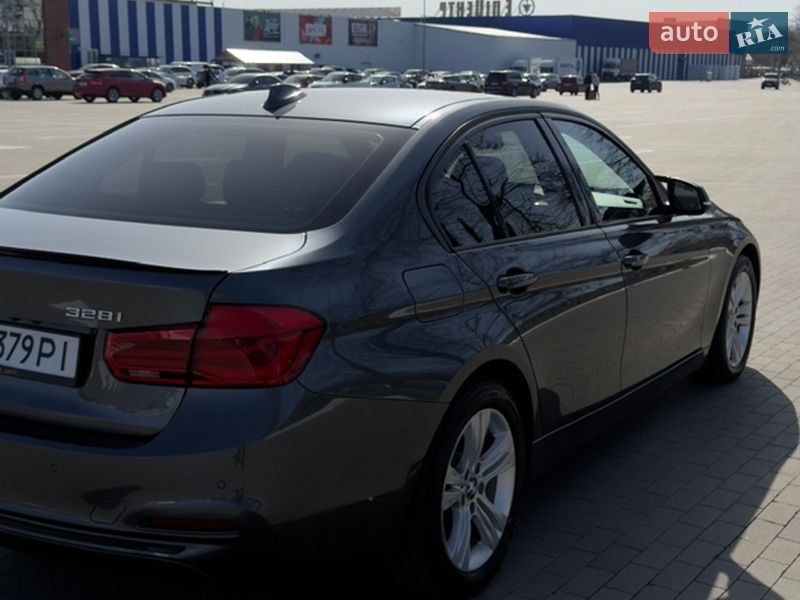 Седан BMW 3 Series 2016 в Одессе