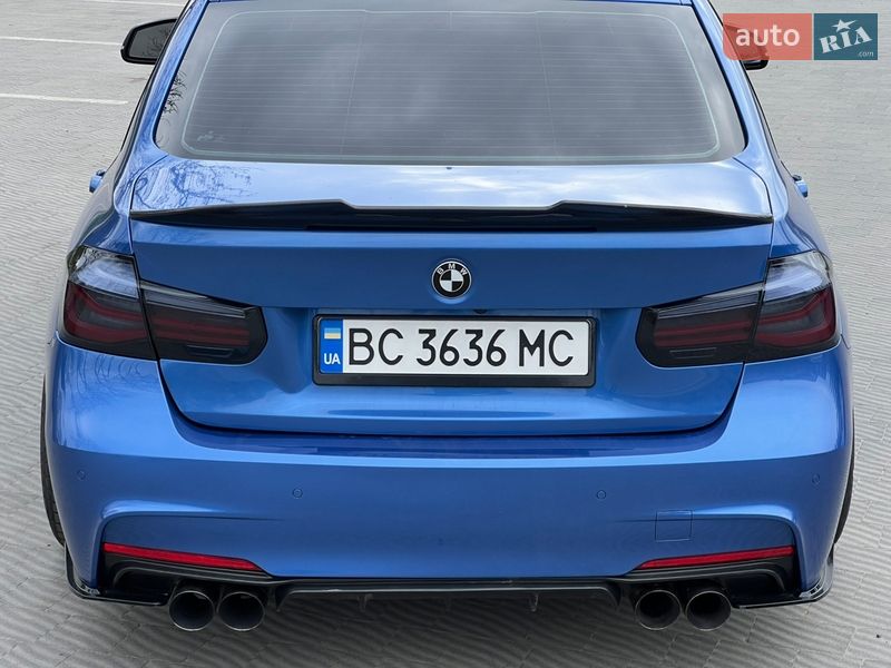 Седан BMW 3 Series 2015 в Яворове