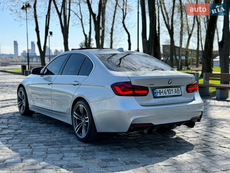 Седан BMW 3 Series 2016 в Киеве