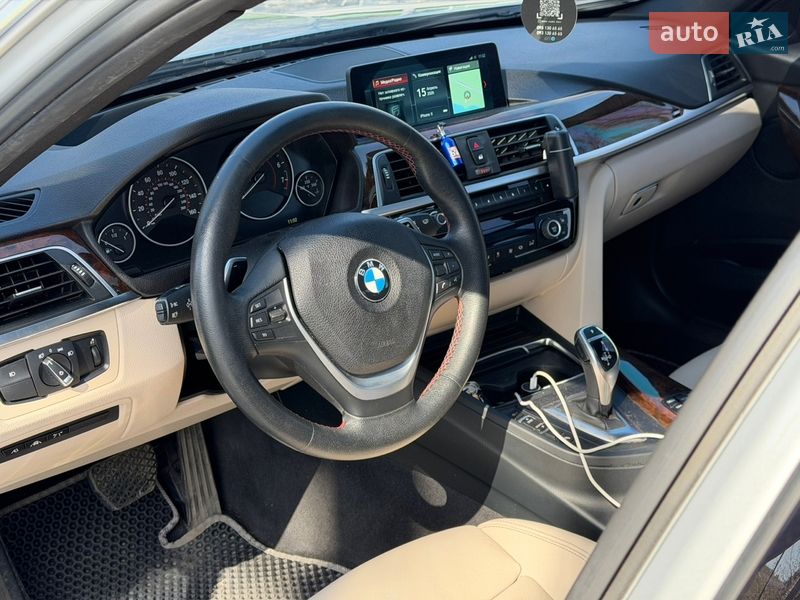 Седан BMW 3 Series 2016 в Киеве